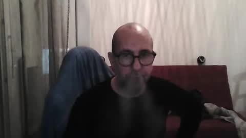 Snapshot of mat11efou chatting on October 8, 6:56 pm mat11efou online show from October 8, 6:56 pm