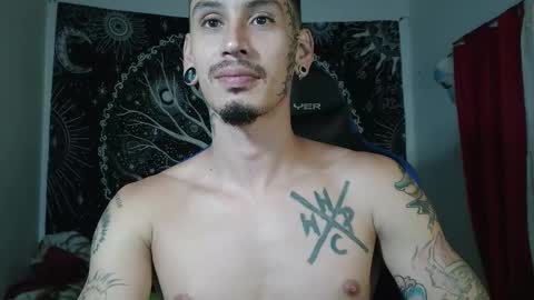 Snapshot of mateo60_ chatting on October 15, 10:28 pm Mateo online show from October 15, 10:28 pm