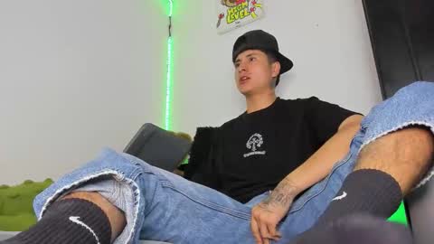 mateo_escobar online show from February 22, 2:57 am