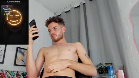 MATEO HUNTER online show from December 16, 8:54 am