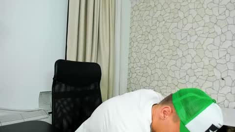 MateoBenjamin online show from January 7, 8:31 pm