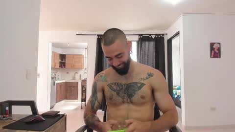Matheus     online show from June 9, 5:47 pm