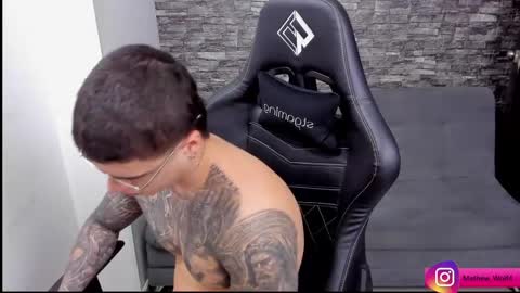 Mathew Independent model online show from April 23, 5:12 am