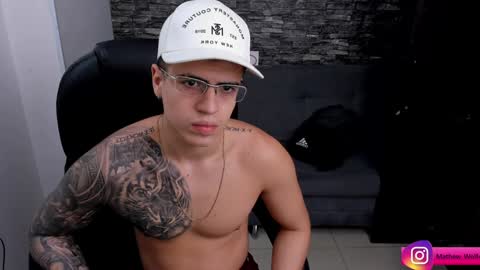 Snapshot of mathew_wolf4 chatting on February 5, 4:15 pm Mathew Independent model online show from February 5, 4:15 pm