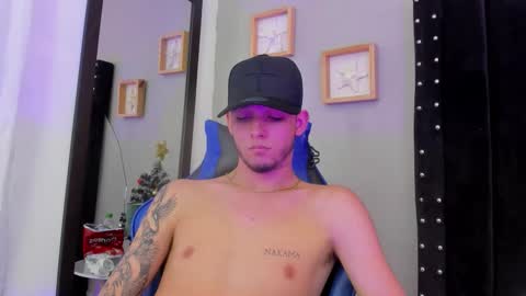 mathewboy2 online show from December 19, 11:01 pm