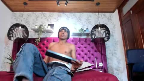 Mathias Makarova online show from March 10, 3:56 am