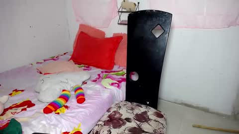 Snapshot of matias18__ chatting on October 9, 5:18 pm matias18__ online show from October 9, 5:18 pm