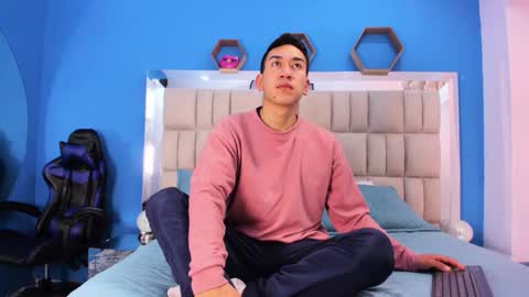 Matias Jeong  online show from February 8, 12:43 pm