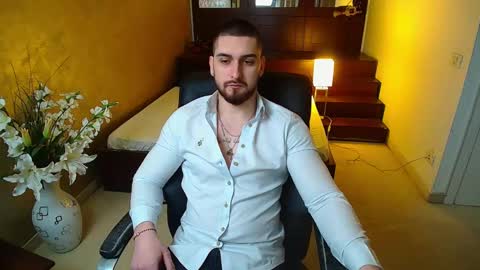 Snapshot of matiasdean chatting on March 8, 5:25 am MatiasDean online show from March 8, 5:25 am