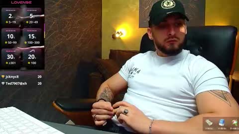 Snapshot of matiasdean chatting on September 18, 5:31 am MatiasDean online show from September 18, 5:31 am