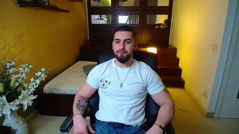 Snapshot of matiasdean chatting on February 25, 4:00 pm MatiasDean online show from February 25, 4:00 pm