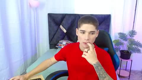 Snapshot of matiii18 chatting on September 19, 1:22 pm Mati online show from September 19, 1:22 pm