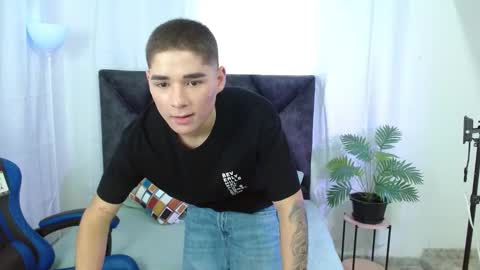 Snapshot of matiii18 chatting on September 13, 2:29 pm Mati online show from September 13, 2:29 pm