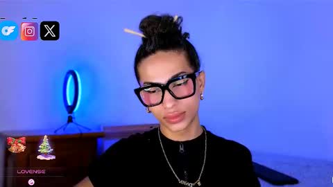 Abby Bella online show from January 10, 8:00 pm