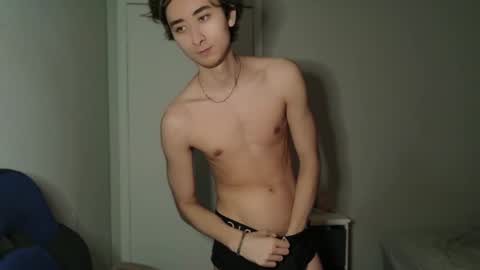 matt578281 online show from May 12, 2:53 am