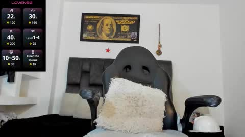 Snapshot of matt_rodriguez92 chatting on September 25, 11:53 am matt rodriguez92 online show from September 25, 11:53 am