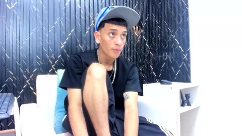 Matt Ruso online show from November 3, 3:32 am