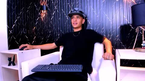 Matt Ruso online show from October 29, 4:04 am