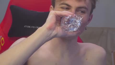 Matt Cash online show from April 14, 1:17 am