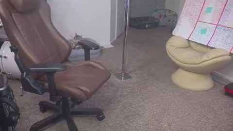 Matt Cash online show from October 9, 1:32 am