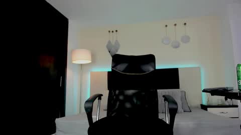 Matt online show from December 2, 4:48 am