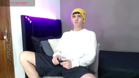 ---Matteo--- online show from March 7, 2:53 am