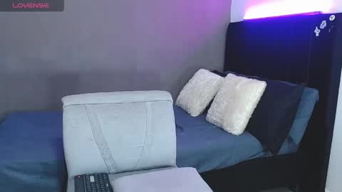 ---Matteo--- online show from April 25, 7:11 am