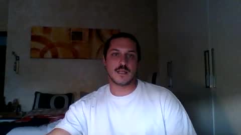 Snapshot of matteushh87 chatting on October 13, 3:51 pm matteushh87 online show from October 13, 3:51 pm
