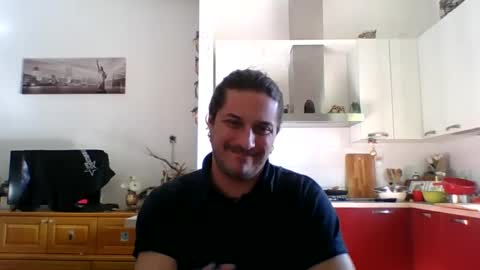 Snapshot of matteushh87 chatting on January 8, 12:15 pm matteushh87 online show from January 8, 12:15 pm