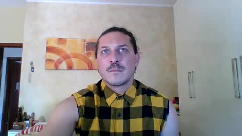 matteushh87 online show from April 28, 8:30 am