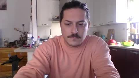 Snapshot of matteushh87 chatting on February 24, 8:38 am matteushh87 online show from February 24, 8:38 am