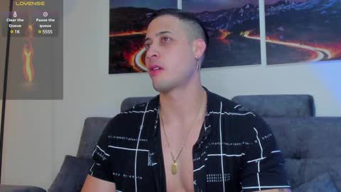 Snapshot of mattsaill_ chatting on January 7, 11:56 pm mattsaill_ online show from January 7, 11:56 pm