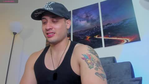 Snapshot of mattsaill_ chatting on February 2, 10:06 pm mattsaill_ online show from February 2, 10:06 pm