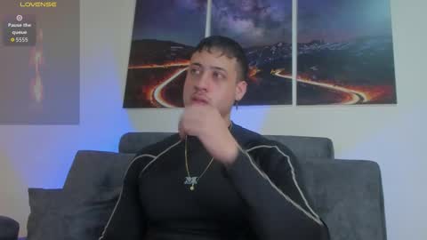 Snapshot of mattsaill_ chatting on September 12, 3:17 am mattsaill_ online show from September 12, 3:17 am