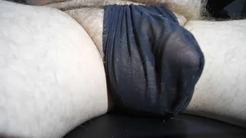 Snapshot of mattty13 chatting on October 8, 5:50 pm Hairy Bud online show from October 8, 5:50 pm