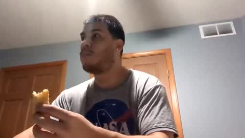 mauricescott online show from January 19, 9:22 am