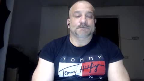 mauro1971 online show from April 27, 2:08 am