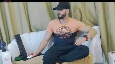 mauro_real_man online show from November 3, 5:59 pm