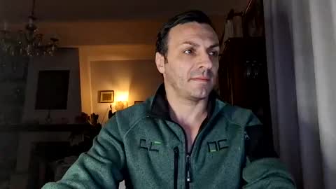 Marcellobausola  s k i -p e online show from March 4, 9:32 pm