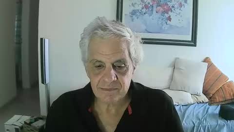 Snapshot of max_2017 chatting on February 27, 9:14 pm max_2017 online show from February 27, 9:14 pm