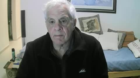 Snapshot of max_2017 chatting on September 21, 2:23 am max_2017 online show from September 21, 2:23 am