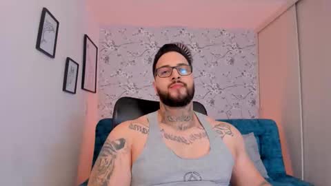 max D. online show from March 11, 12:23 pm