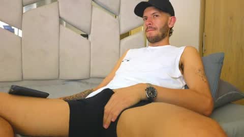 Max Taylor online show from June 5, 6:18 am