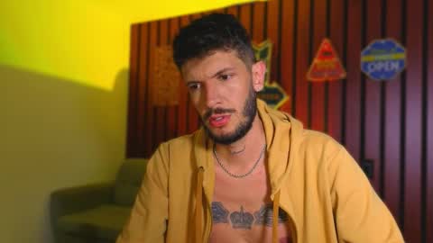 Max Taylor online show from October 23, 1:53 am