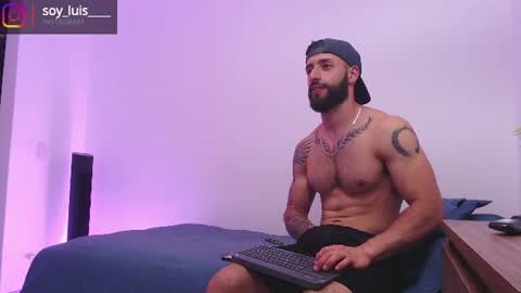 max_xl_ online show from June 17, 10:55 pm