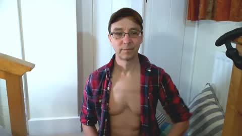 Max Davies online show from March 26, 4:11 pm