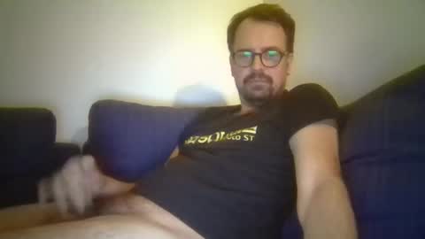 maxhorn591 online show from December 15, 10:40 pm