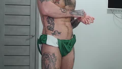 Maximus Fox online show from April 25, 7:22 am