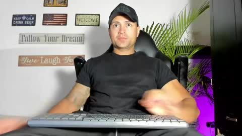 MAXI      online show from April 26, 3:15 am