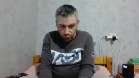 Maxime online show from February 18, 8:37 pm